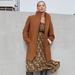 Aritzia: The Cocoon Coat - OG